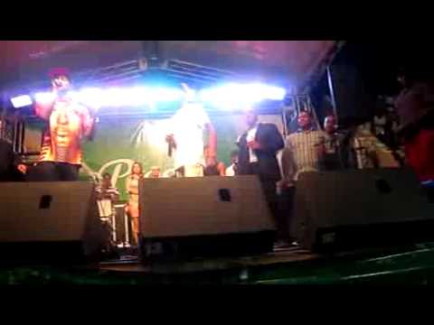 Mozart la para vs Seo mc BATALLA DE FREESTYLE FERIA GANADERA