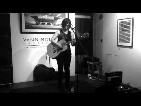 Lydia Low - "Manic" Live in Singapore June 2015