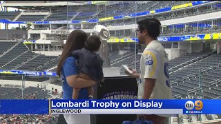 Rams season ticket holders get photo-op with Lombardi Trophy