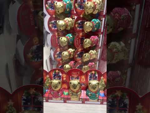 Mini Teddy Chocolate #lindtchocolate #teddy #satisfying #christmasgifts #shortsvideo #shorts