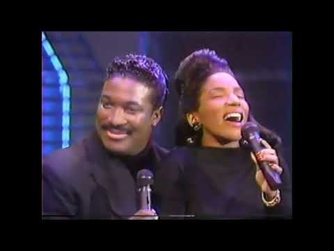 #nowwatching Stephanie Mills & Robert Brookins  - Where Is The Love