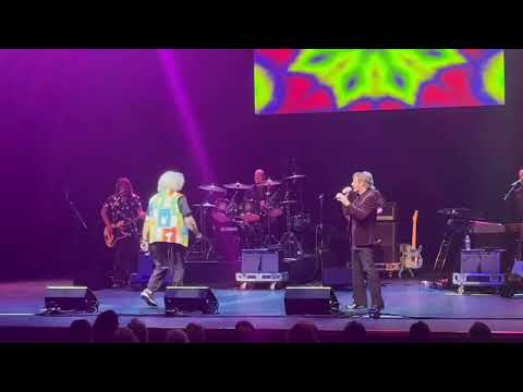 HAPPY TOGETHER 2022- THE TURTLES Perform SHE'D RATHER BE WITH ME, YOU BABY & IT AIN'T ME BABE 6/1/22