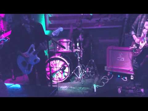 Fuzz Noir by Dénudés @ Vintage Tap on 2/5/16