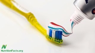 Antibacterial Toothpaste: Harmful, Helpful, or Harmless?