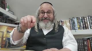 שיעורים קצרים הכנה לאורות ימי הפורים ה'תשפ"ו – בעברית – 1 – ע"פ 'תשובת השנה' אות ל' (הרב מוטה פראנק) - התמונה מוצגת ישירות מתוך אתר האינטרנט יוטיוב. זכויות היוצרים בתמונה שייכות ליוצרה. קישור קרדיט למקור התוכן נמצא בתוך דף הסרטון