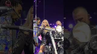 Girls Aloud - Wake Me Up - Nadine (The Girls Aloud Show Dublin 2nd Night)