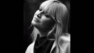 ~ IN MEMORY OF MARY TRAVERS ~