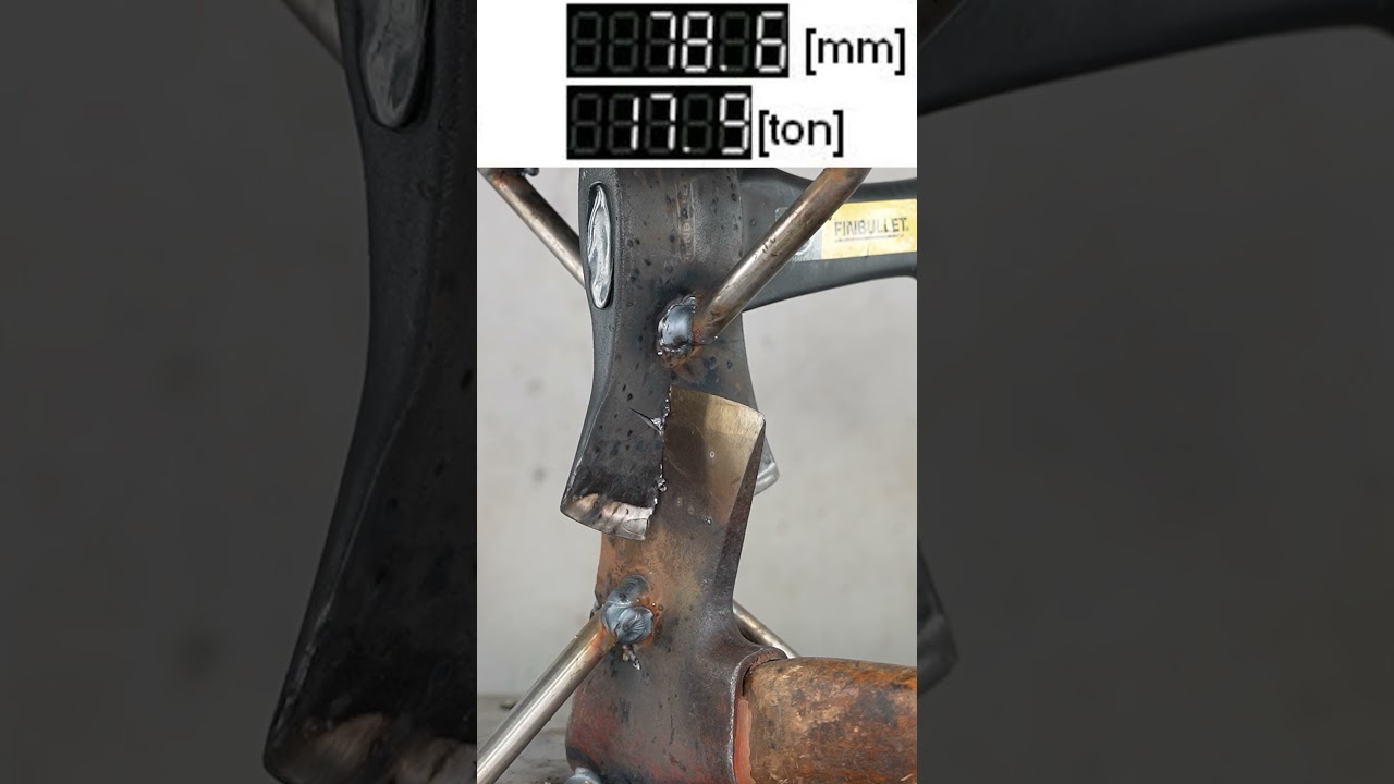 Old vs. New Axe Showdown! ⚔️💥 Insanely Dangerous Test! 😱⚠️ #hydraulicpress #dangerous #viral