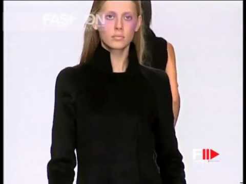 "Mila Schon" Autumn Winter 2001 2002 Milano 1 of 4 pret a porter by FashionChannel.mov