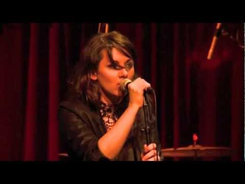 SAM NEVES "D'égale à égal" - ZEBRE DE BELLEVILLE