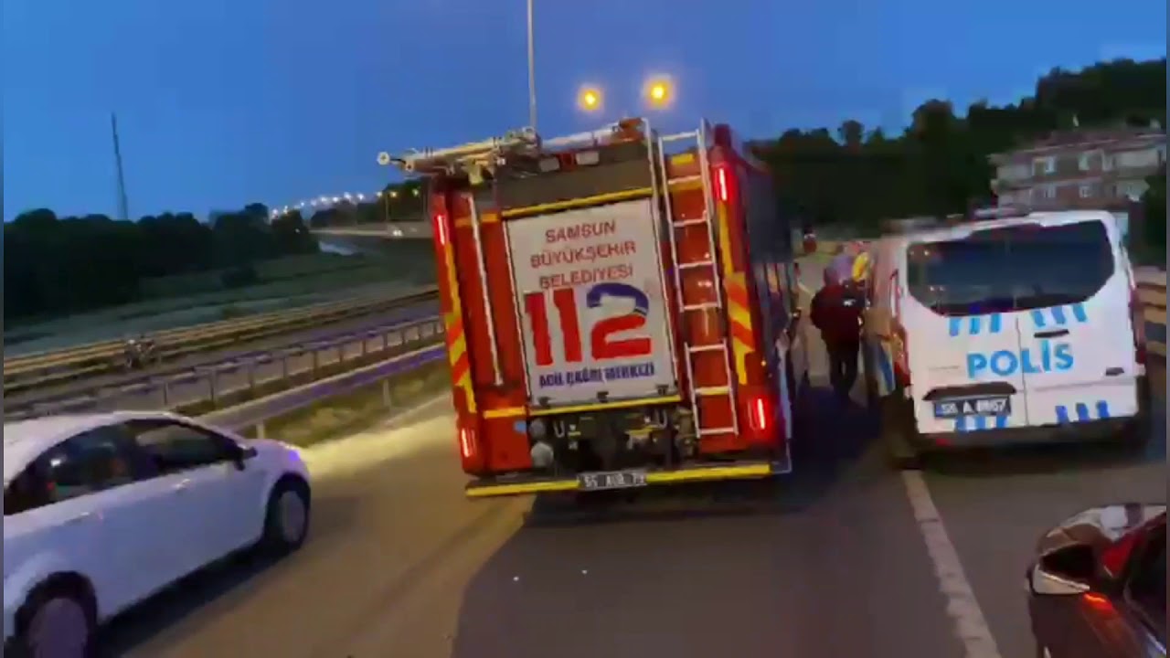 Kontrolden Çıkan Alkollü Sürücü Bariyerlere Çarptı: 1’i Ağır 2 Yaralı