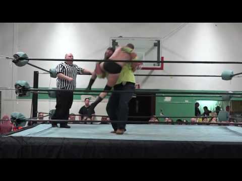 CRW (11/19/16) Yams the working man vs Josh Adams