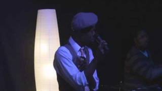 Mali Music sings &quot;Avaylable&quot; at Unplugged on March 10, 2009
