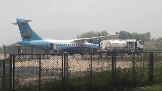 preview picture of video 'Planespotting in Tachileik Airport'