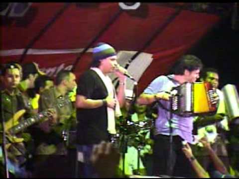 Silvestre Dangond y Juancho de la Espriella - DESPIERTO
