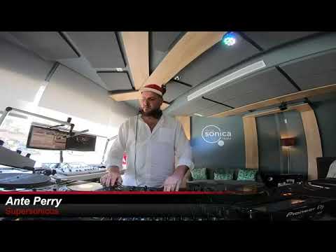 Ante Perry at Supersonicos Radioshow on IBIZA SONICA