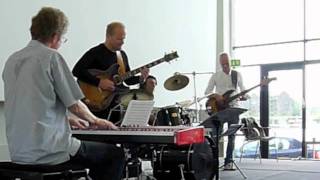 Lund / Clausen / Correa / Vestergaard - Wave