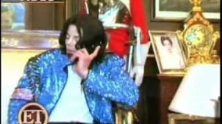 MJ singing Songs of Doobie Brothers in Phone Call to Taylor 2003