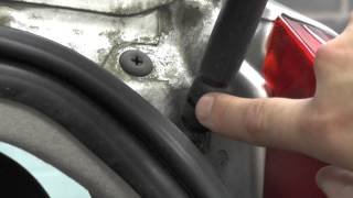 How To Fit Ford Focus Tailgate & Boot Gas Struts