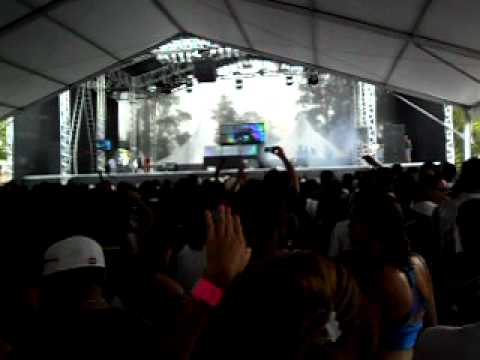 intercollege 12/12/10 (yolanda be cool)