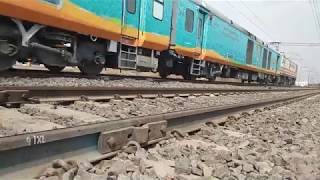 preview picture of video '1st Regular Run!! || 19317 Indore Puri humsafar Express Blazing Through Kalapipal/KPP at MPS ||'