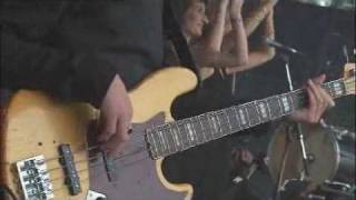 Cocoon - Chupee live Vieilles Charrues 2009