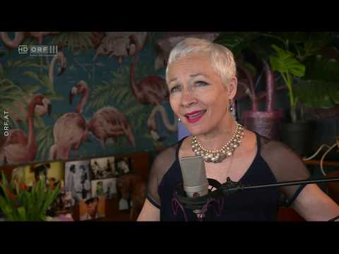 Somewhere Over The Rainbow - Sona MacDonald & Christian Frank