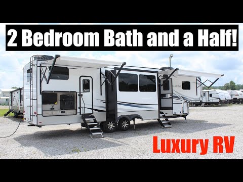 Large Family? Check out this MASSIVE Fifth Wheel RV! Keystone Avalanche 378BH