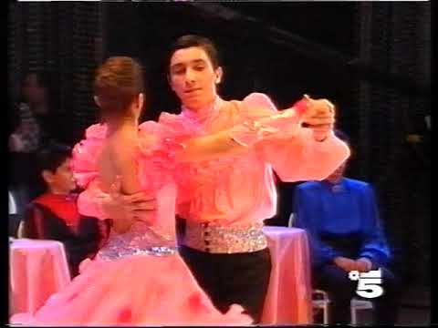 Filuzzi Valzer Gabusi - Lorella Cuccarini - Canale 5 "Buona Domenica"