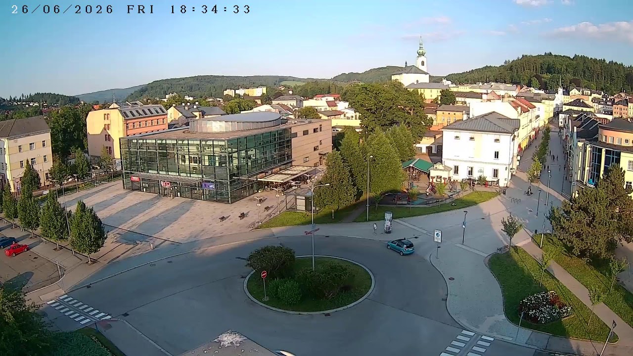 Live webcam view of UFFO Cultural Centre & Town Square