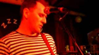 LA LEY ( Versionando a  Radio futura)