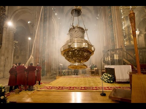 The Botafumeiro at the Santiago de Compostela Cathedral 4k