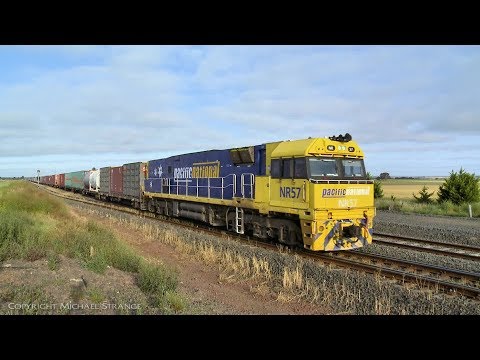 3AM5 Pacific National Container Train  - PoathTV Australian Railways