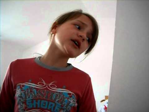 Marijo bela kumrijo peva Mila Smiljkovic