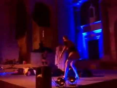 MUKA SVETOG DUJMA, PERISTIL