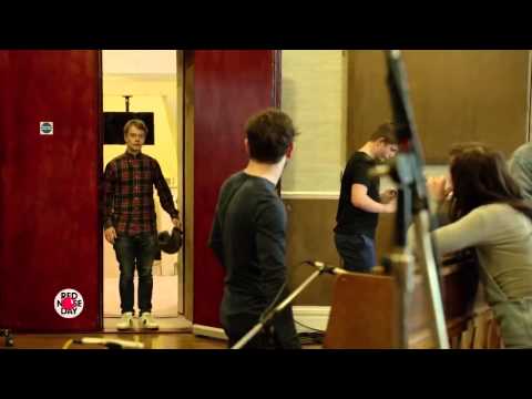 Iwan Rheon   Reek   Theon + Ramsay THE BEST FRIENDS!  Game of Thrones Musical For Red Nose Day