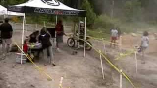 Chris Bumping at the finish line 2009 Battery Park SE&TRA H/S