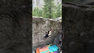 Video thumbnail of Le Fantastique Right, 6c+ (sit). Ailefroide