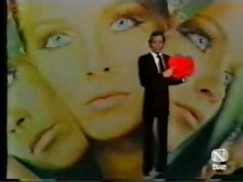 JULIO IGLESIAS - CAN'T TAKE MY EYES OFF YOU (JULIO SHOW 1975)
