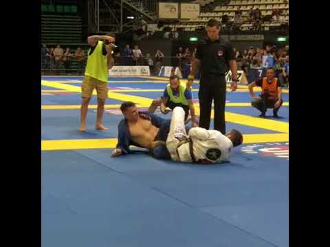 Luca Anacoreta vs Stefan Croitoru