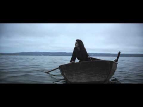 Gudrun Mittermeier - Schwarz (Official Video)