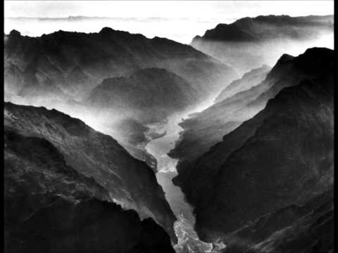 Nihil Nocturne - A Trip Through the Black Mountains.wmv