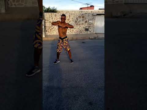 Mc Troia / Romulo Chavoso / Mc Danny / Mc Larissa - Vida de Bailão (Coreógrafia)