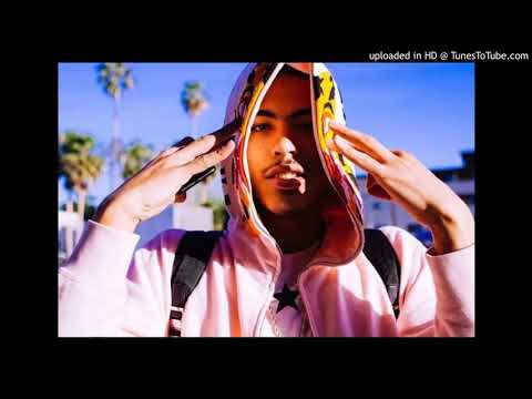 i got 3 unreleased jay critch songs who want em?