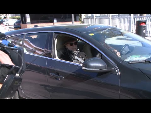 Joaquín Sabina sale del hospital tras su caída en un concierto