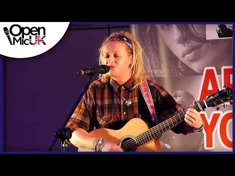 FAYE BAGLEY – GUEST ACT Performing at the Birmingham Regional Final of Open Mic UK