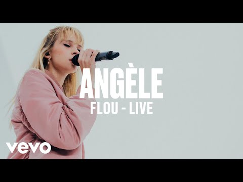 Angèle - Flou (Live) | Vevo DSCVR ARTISTS TO WATCH 2019