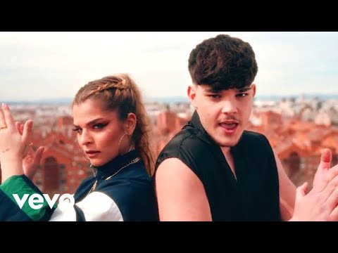 Adrián González, Tatiana Delalvz - La Novela (Remix)