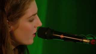 Birdy - Wings (live bij Q)