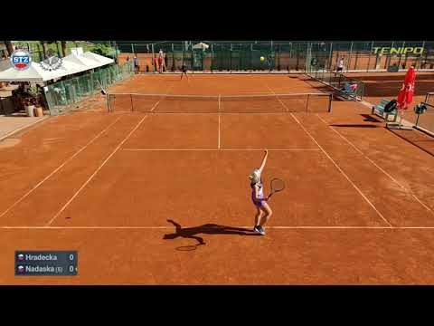 Lucia Hradecka - Laura Nadaska (QF)